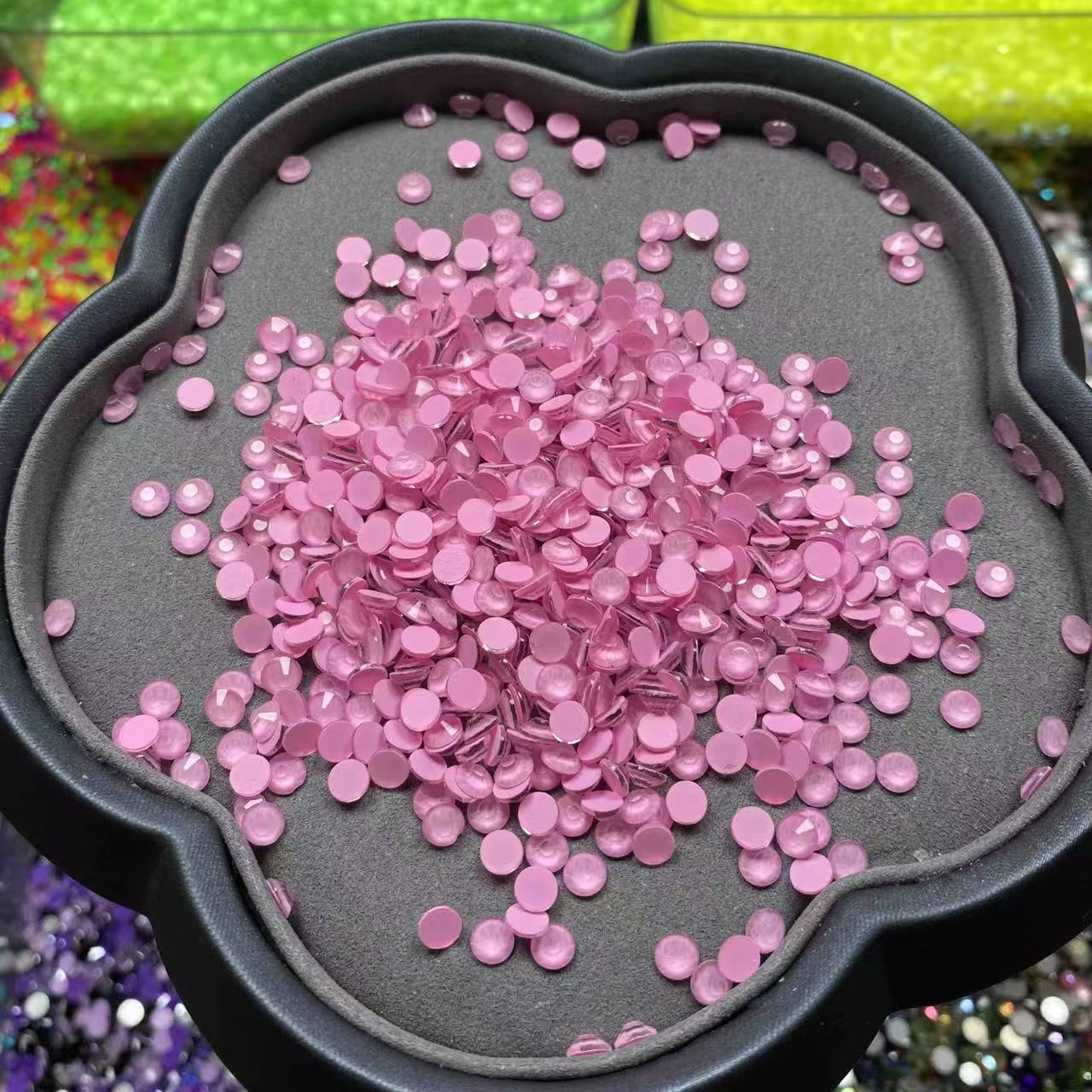 Bubble Gum Pink, Glass Crystal