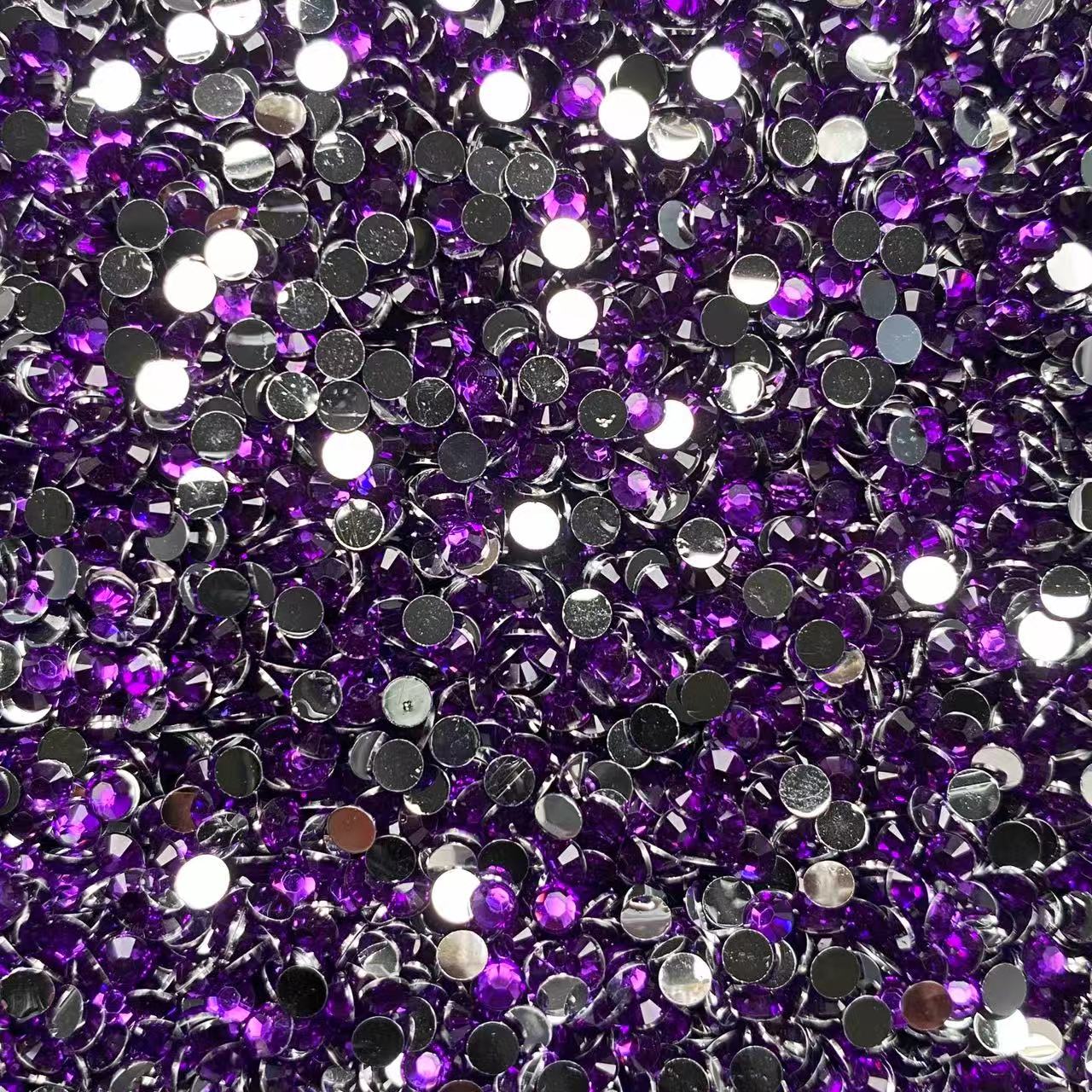 Silver Back Clear Resin Rhinestones