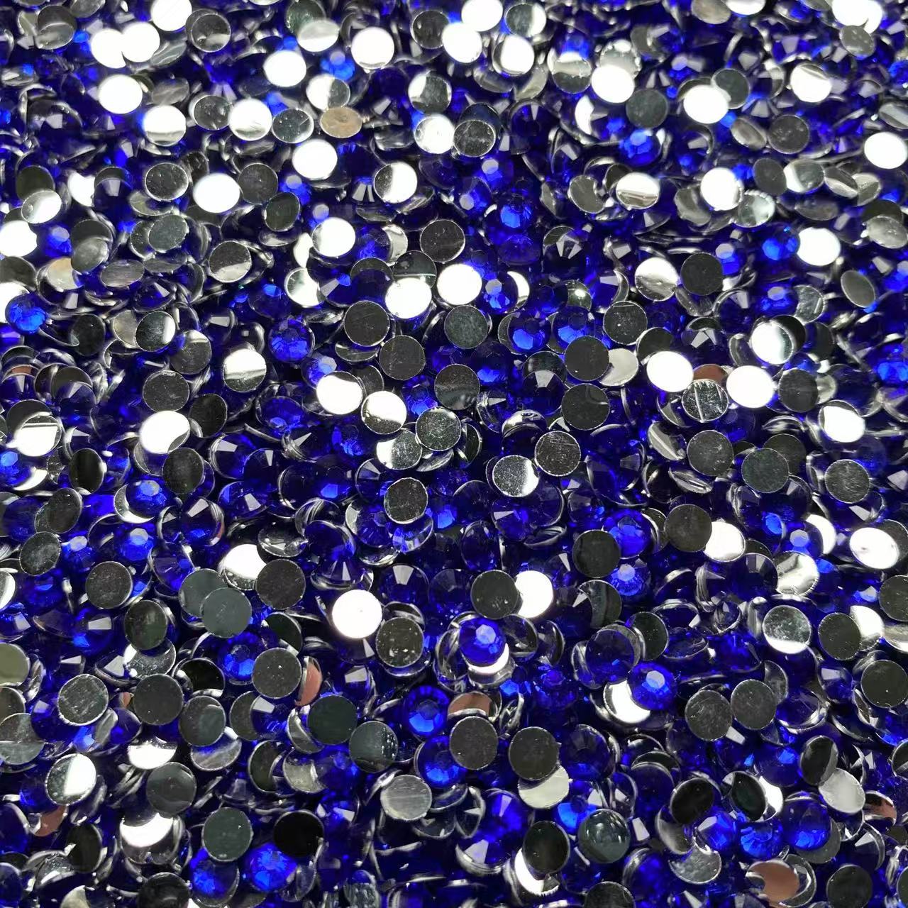 Silver Back Clear Resin Rhinestones