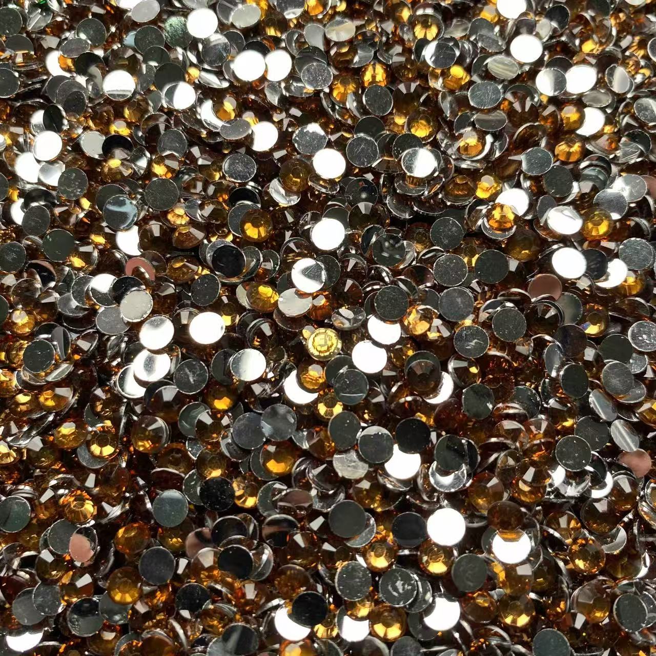 Silver Back Clear Resin Rhinestones