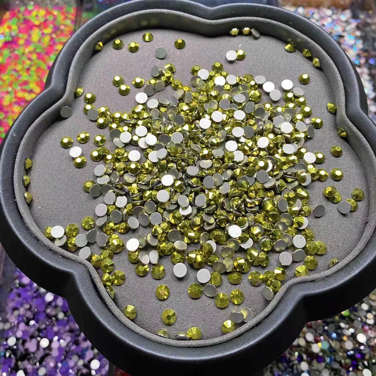 Metallic Yellow, Glass Crystal