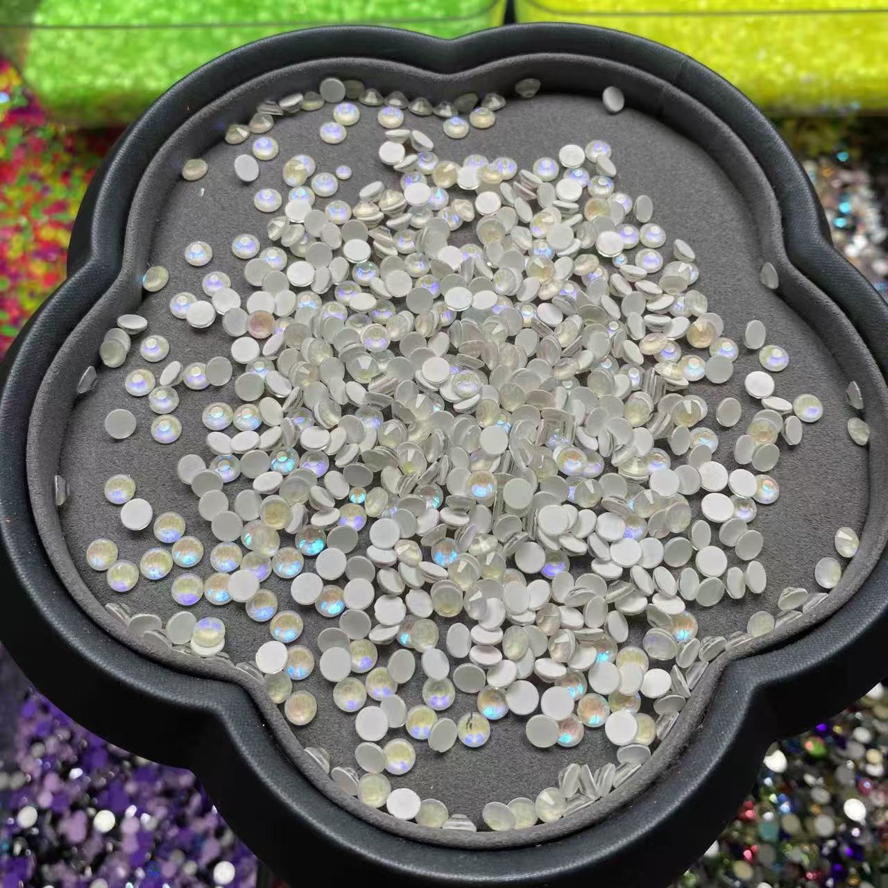 Opal White, Glass Crystal