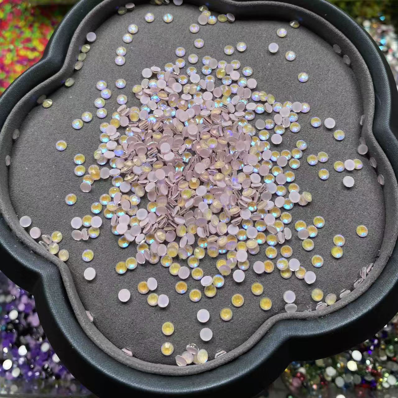 Opal Pink, Glass Crystal