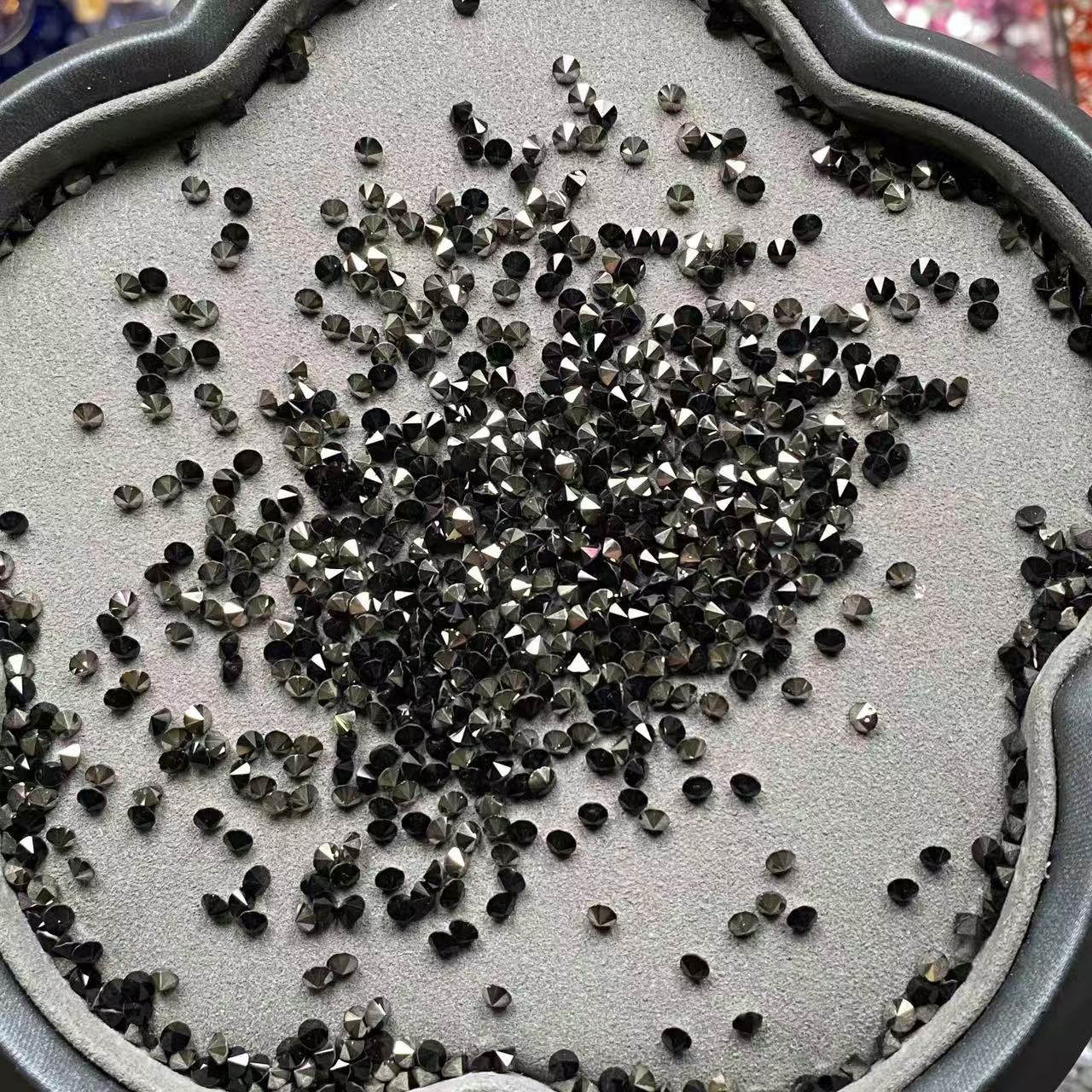 3mm Glass AB Nail Caviar