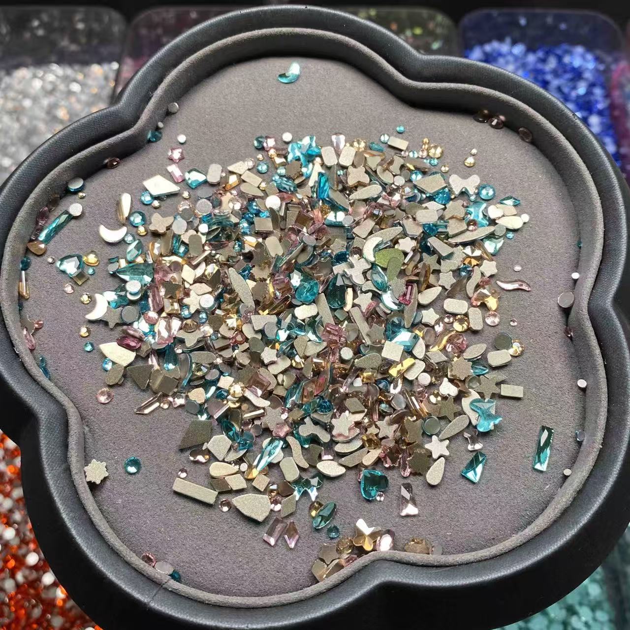Flatback Multishape Glass Stones